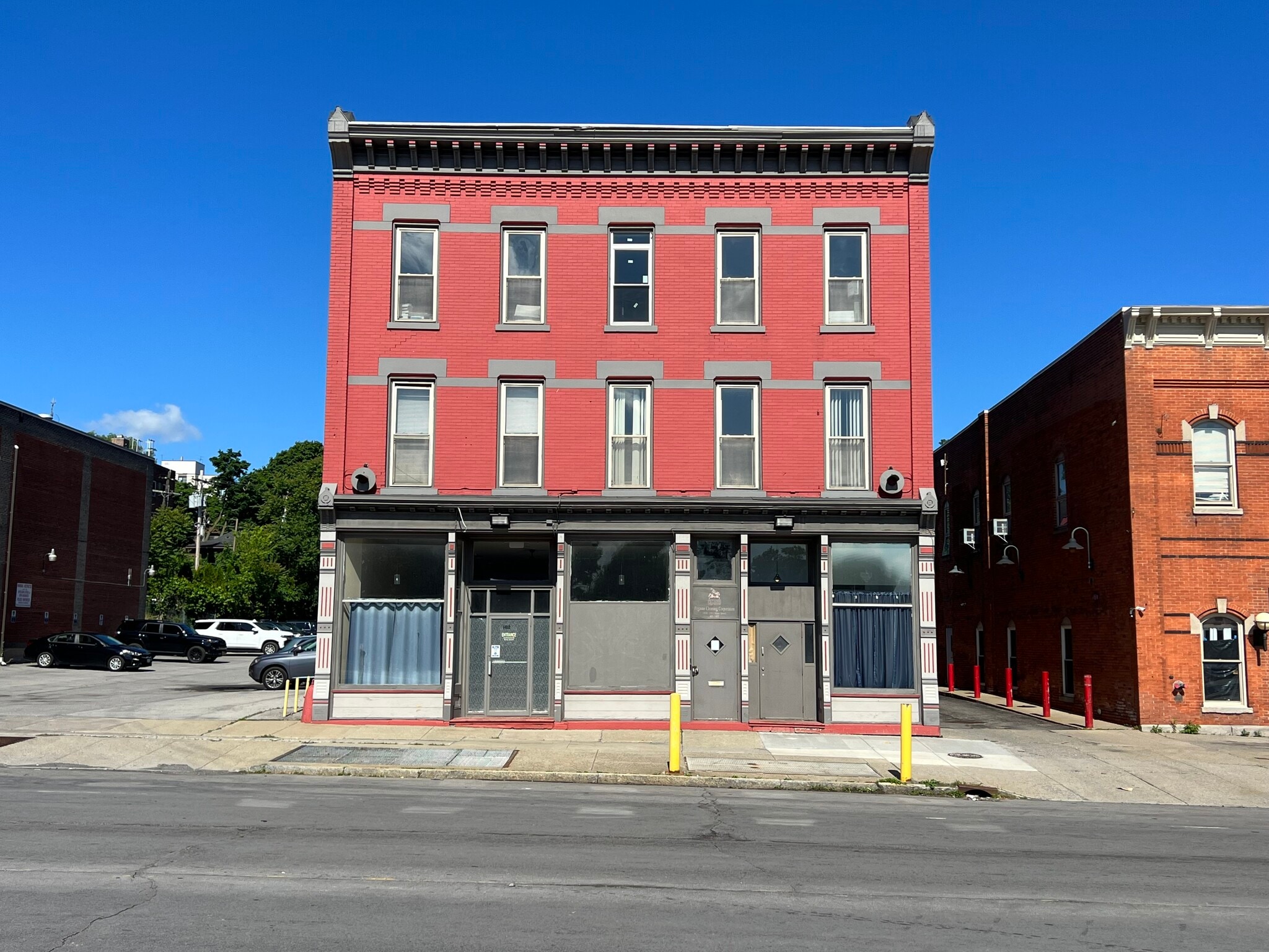 1412 Main St, Buffalo, NY for lease Building Photo- Image 1 of 7