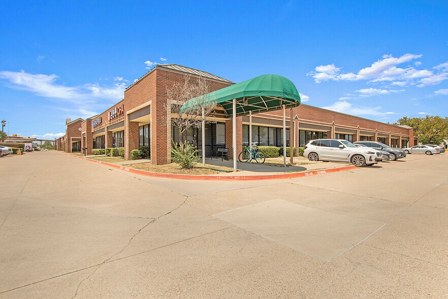 1445 Mac Arthur Dr, Carrollton, TX for lease - Building Photo - Image 3 of 10