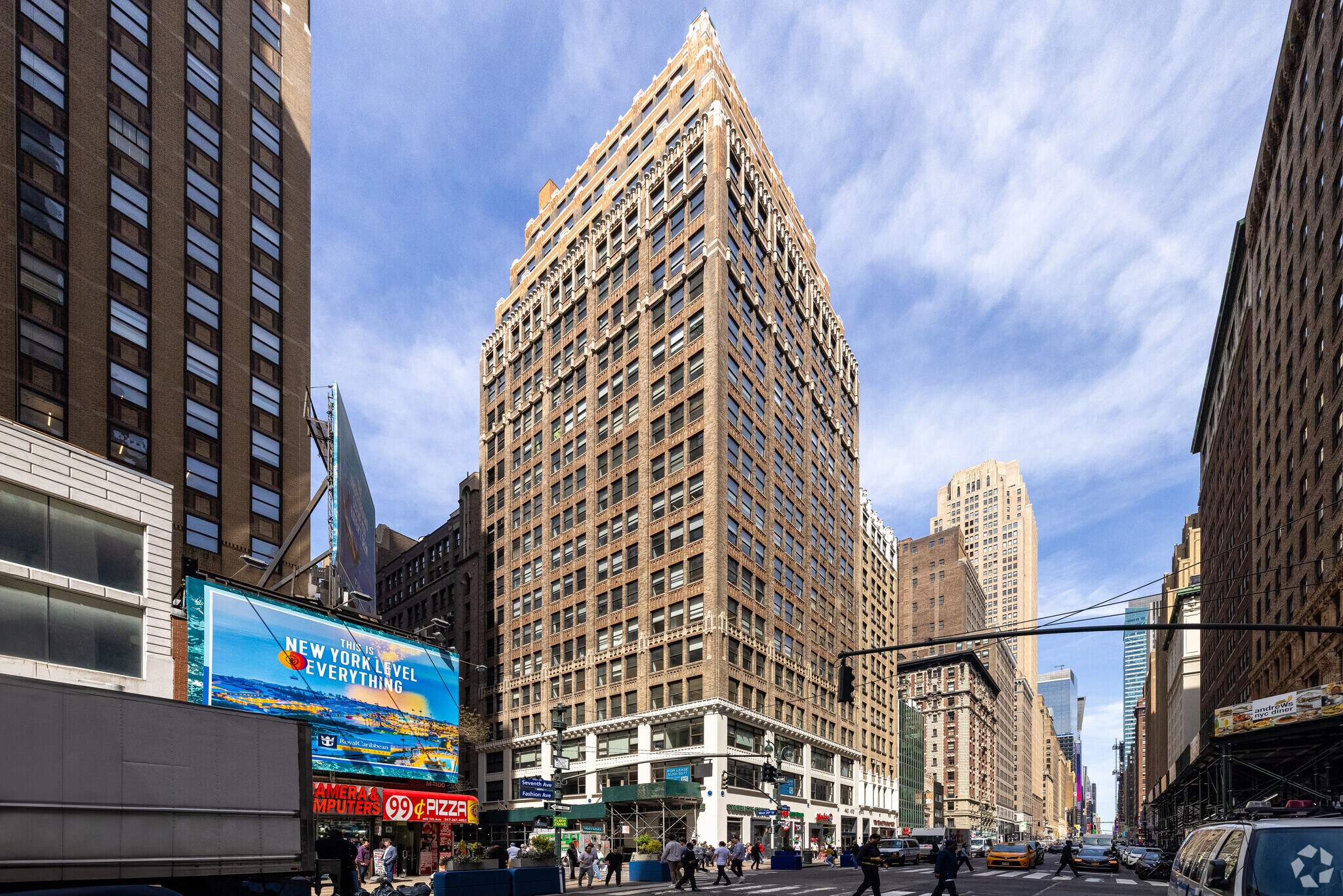 462 7th Ave, New York, NY for lease Building Photo- Image 1 of 11