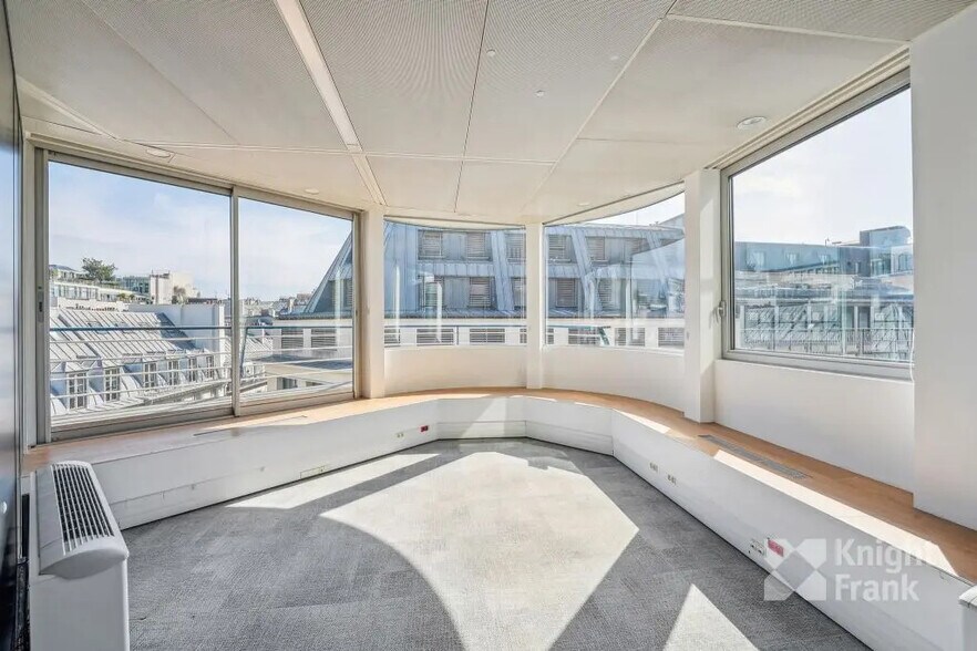 37 Rue De La Victoire, Paris for lease - Building Photo - Image 3 of 13