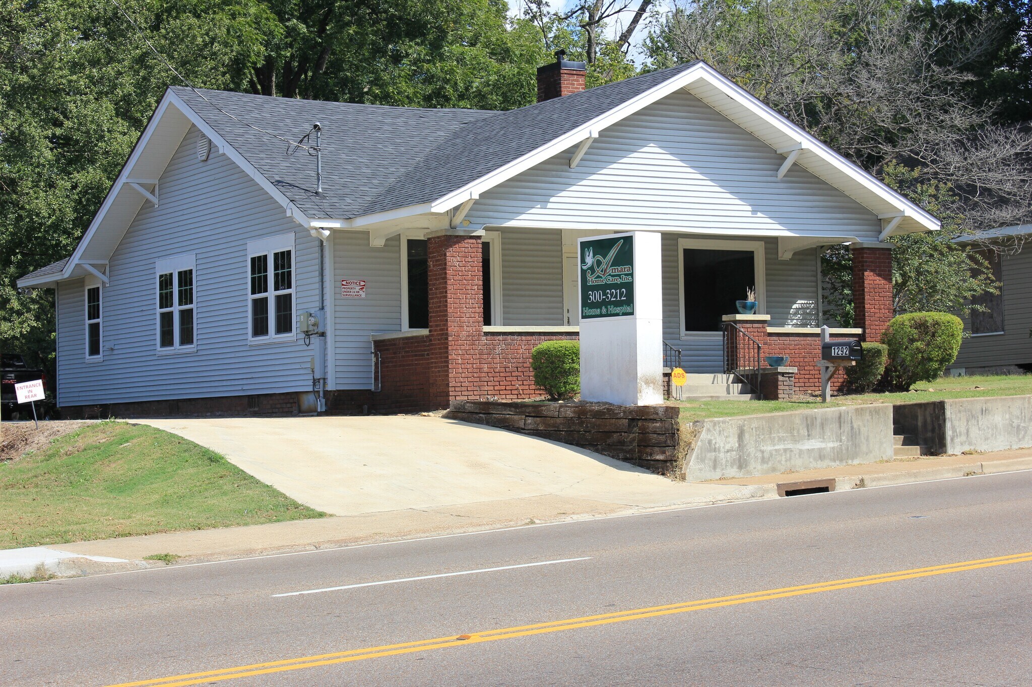 1292 N Highland Ave, Jackson, TN for lease Primary Photo- Image 1 of 30