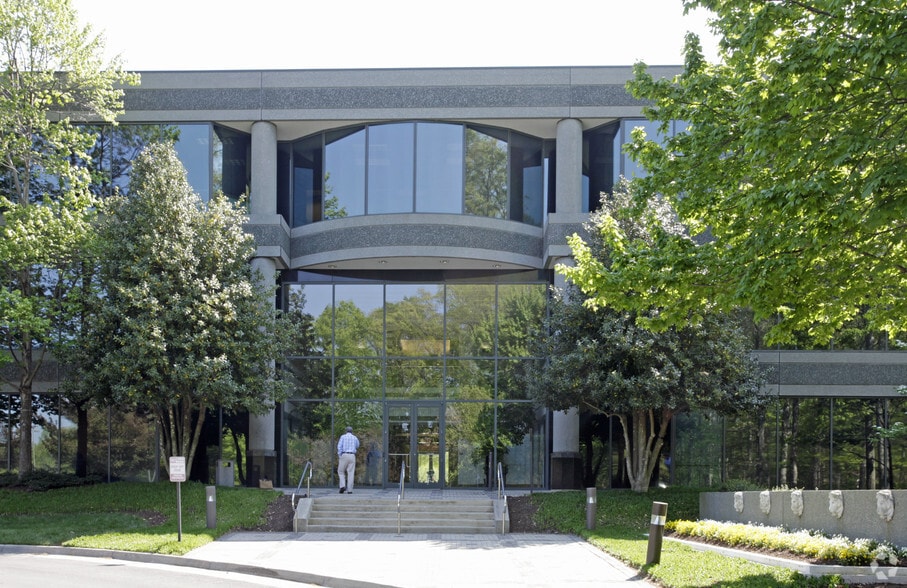 9011 Arboretum Pky, Richmond, VA for lease - Building Photo - Image 3 of 9