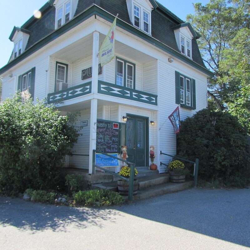 678 Roosevelt Trl, Naples, ME for sale Primary Photo- Image 1 of 1