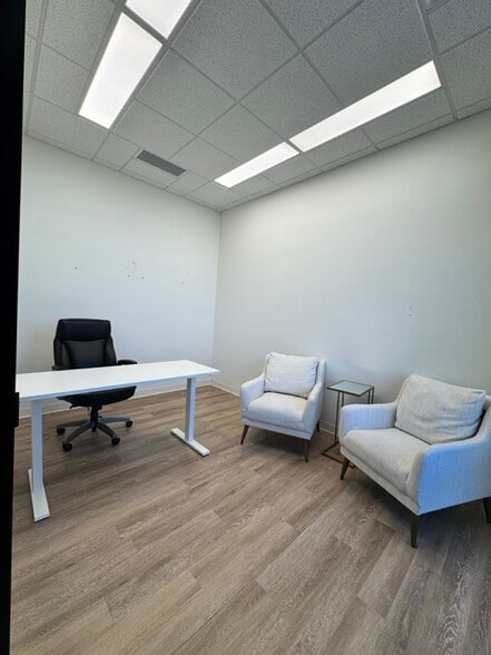 142 SW 134th St, Oklahoma City, OK for lease - Building Photo - Image 2 of 40