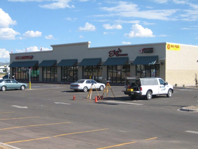 199 W 5th St, Douglas, AZ for lease - Primary Photo - Image 1 of 8