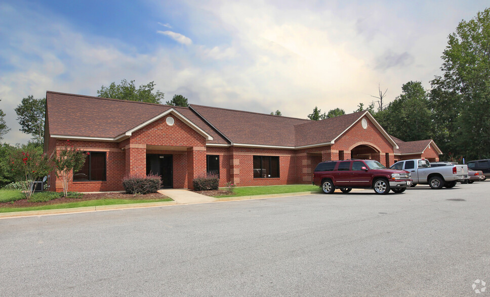 1900 Pennsylvania Ave, Mcdonough, GA for sale - Building Photo - Image 1 of 14