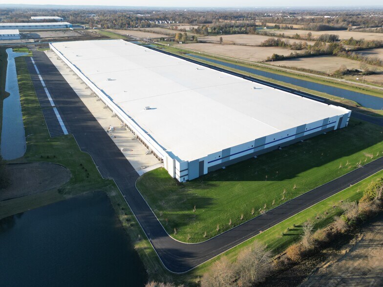 12530 Refugee Rd SW, Pataskala, OH for sale - Building Photo - Image 1 of 1