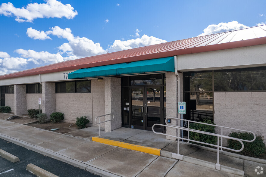 7740 E Speedway Blvd, Tucson, AZ for lease - Building Photo - Image 3 of 19