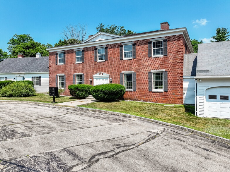 45 Old Granite Rd, Ossipee, NH for sale - Primary Photo - Image 1 of 25