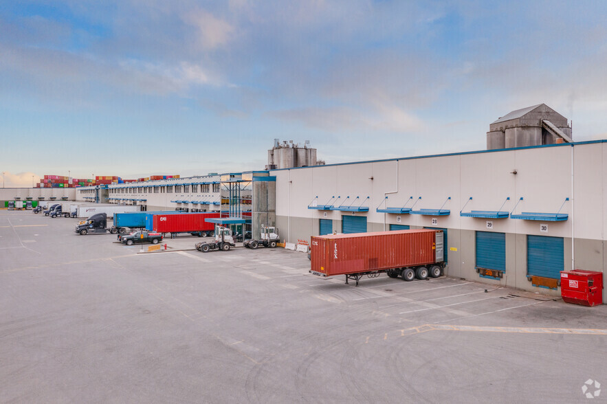 7520-7550 Hopcott Rd, Delta, BC for lease - Building Photo - Image 3 of 5