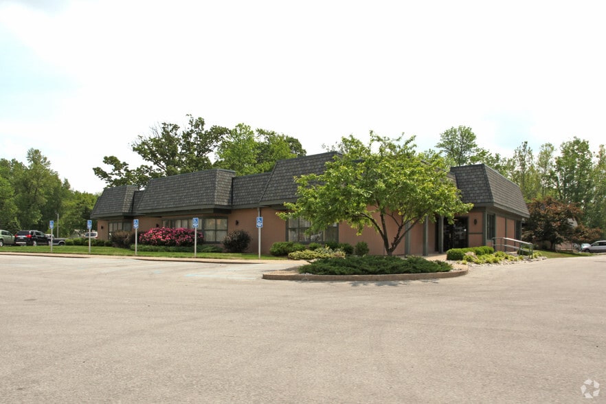 1806 10th St, Jeffersonville, IN for sale - Building Photo - Image 2 of 2