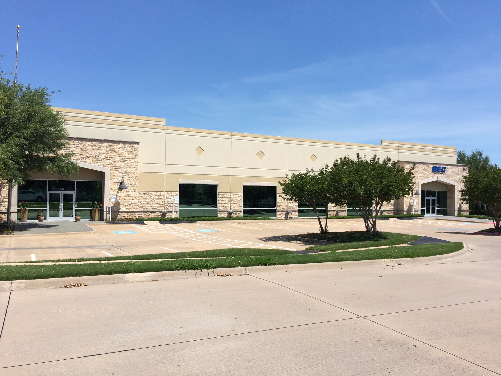 3301 Matrix Dr, Richardson, TX for lease Building Photo- Image 1 of 70