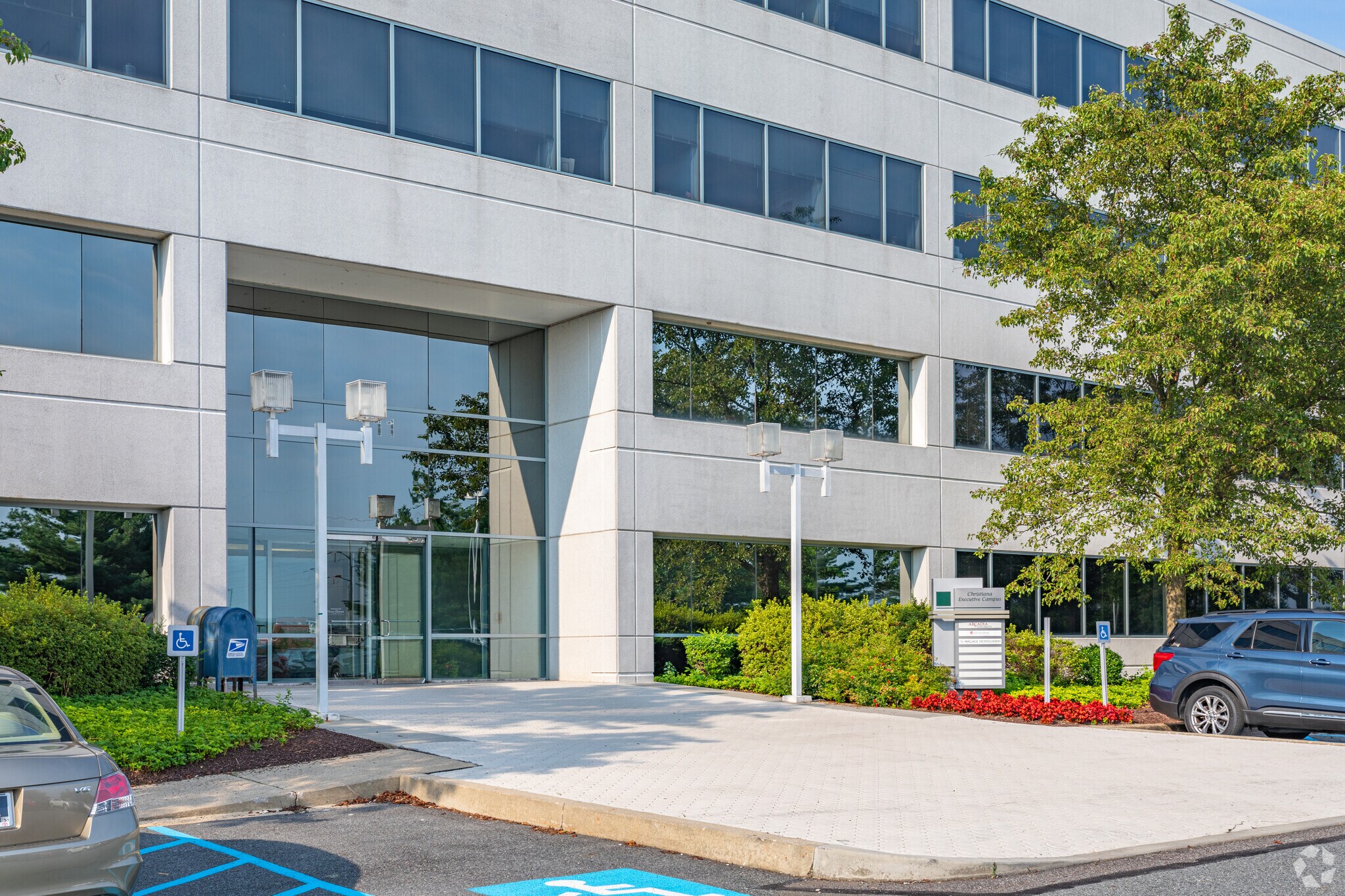 111 Continental Dr, Newark, DE 19713 Office for Lease