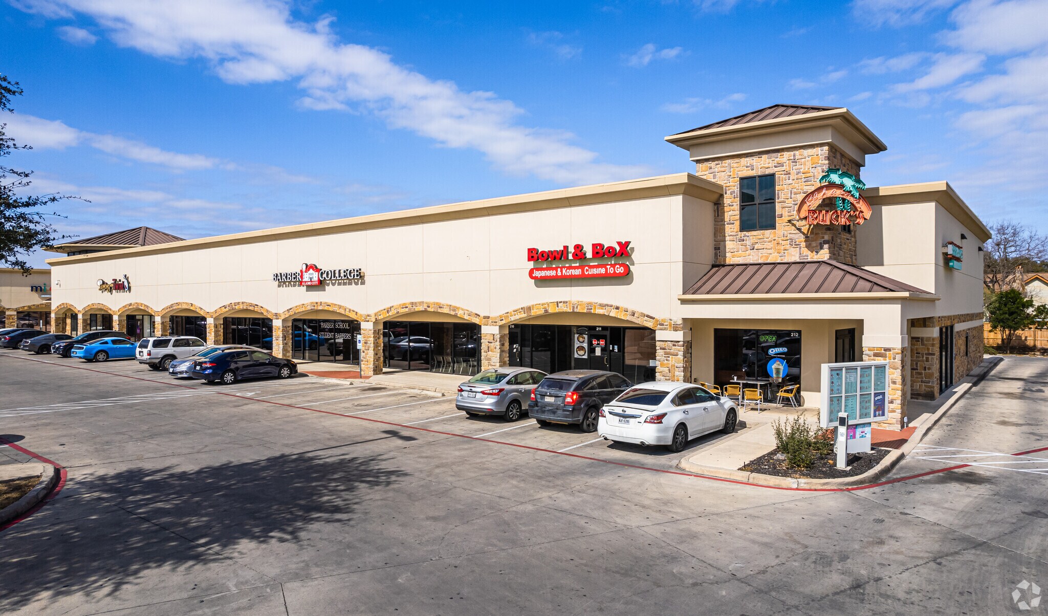 8910 Bandera Rd, San Antonio, TX for lease Building Photo- Image 1 of 8