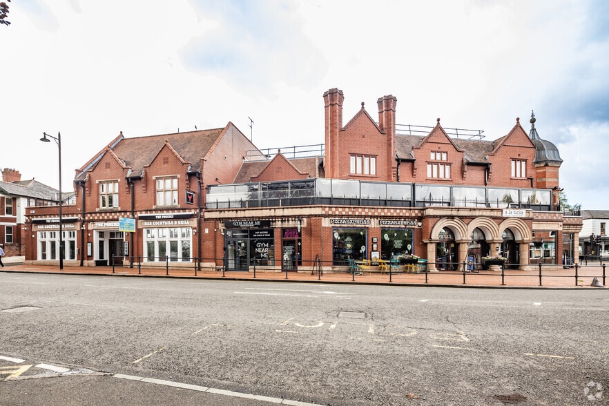 Victoria Sq, Warrington for sale - Building Photo - Image 1 of 8
