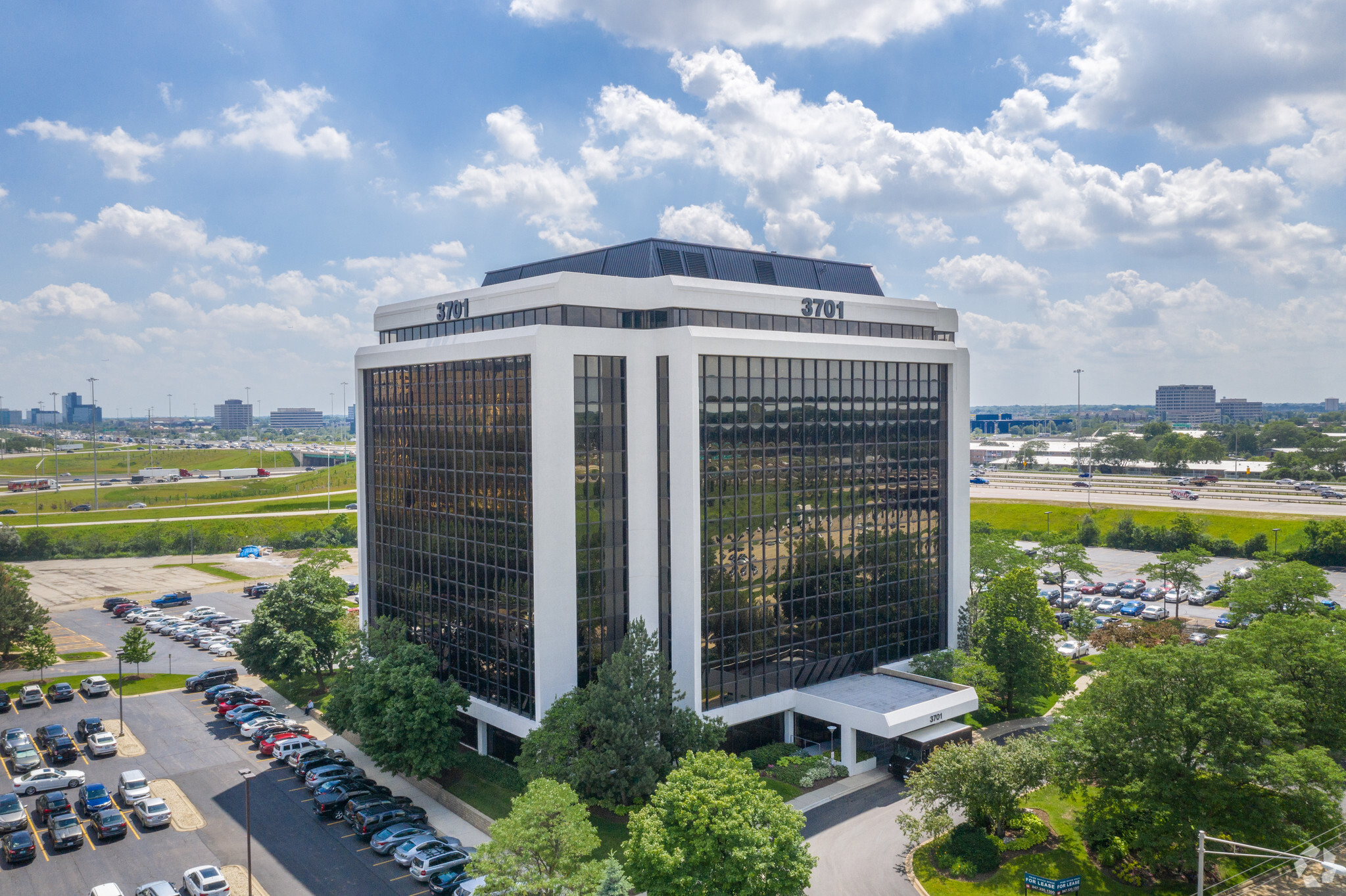 3701 Algonquin Rd, Rolling Meadows, IL for lease Building Photo- Image 1 of 11