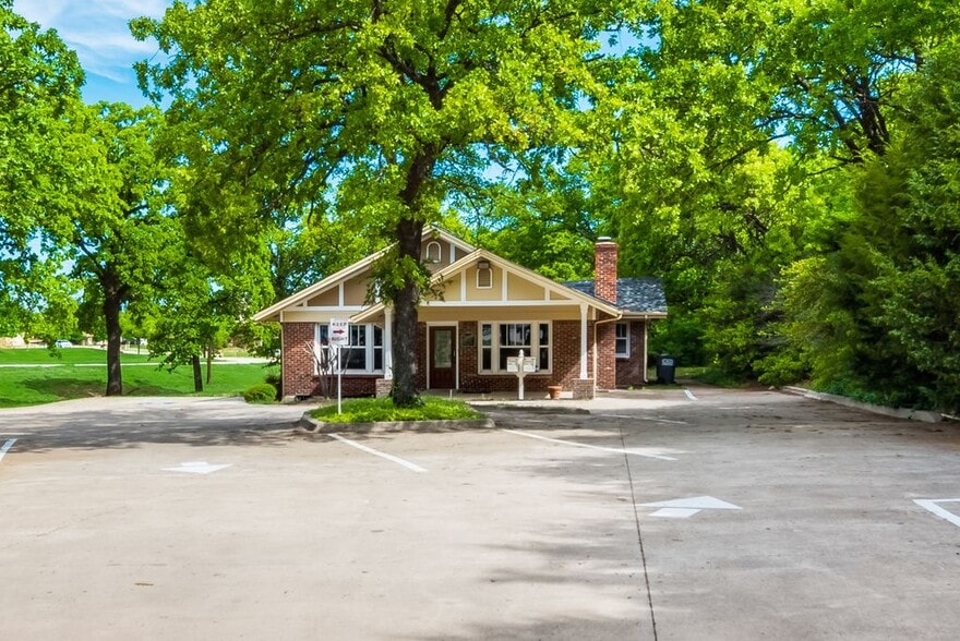 768 Bandit Trl - Office & Land together portfolio of 2 properties for sale on LoopNet.com - Building Photo - Image 3 of 7