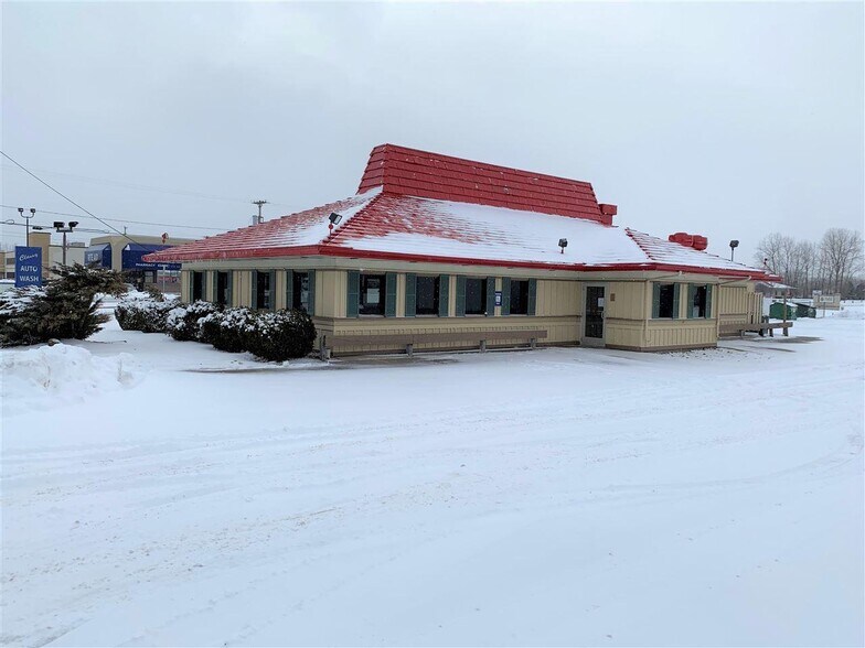 1405 Wright Ave, Alma, MI for sale - Primary Photo - Image 1 of 1