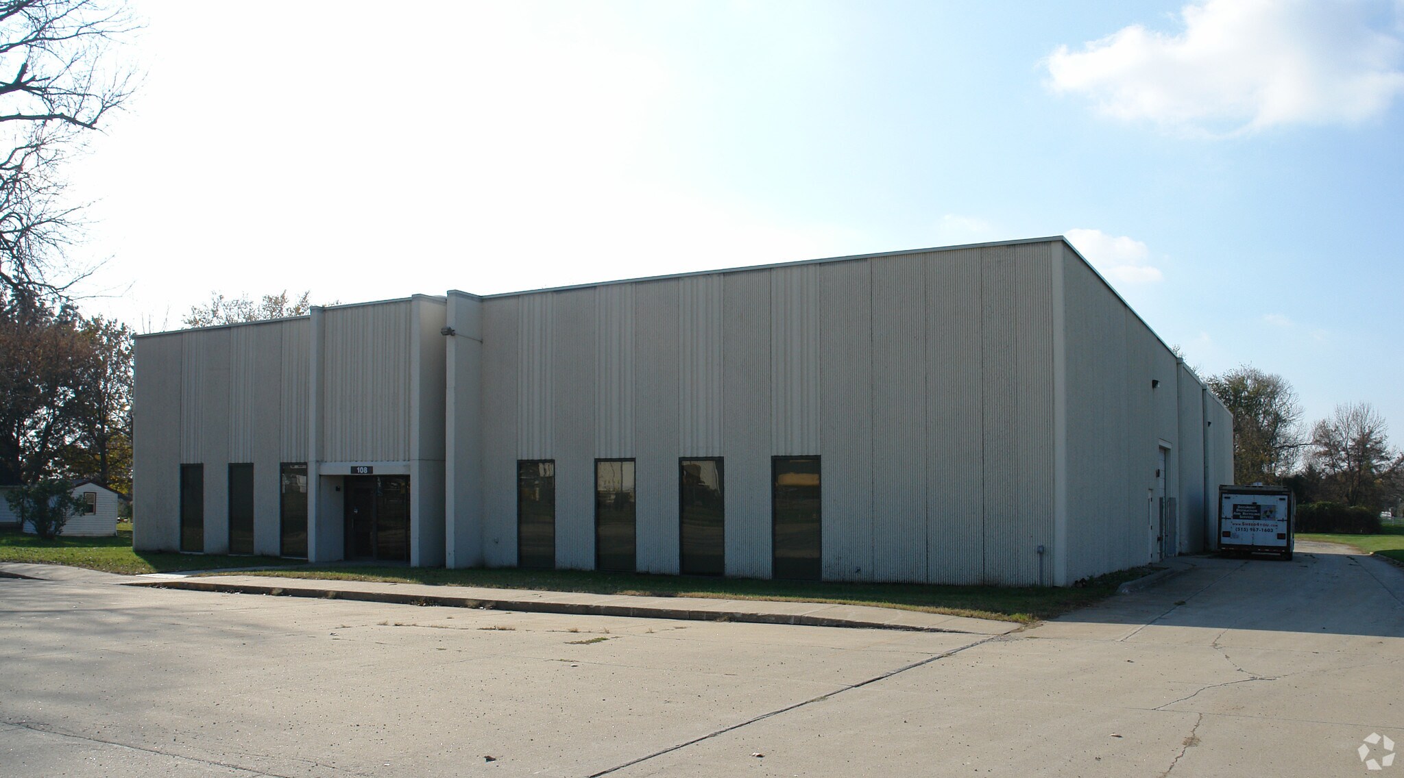 108 5th Ave SW, Altoona, IA for sale Primary Photo- Image 1 of 1