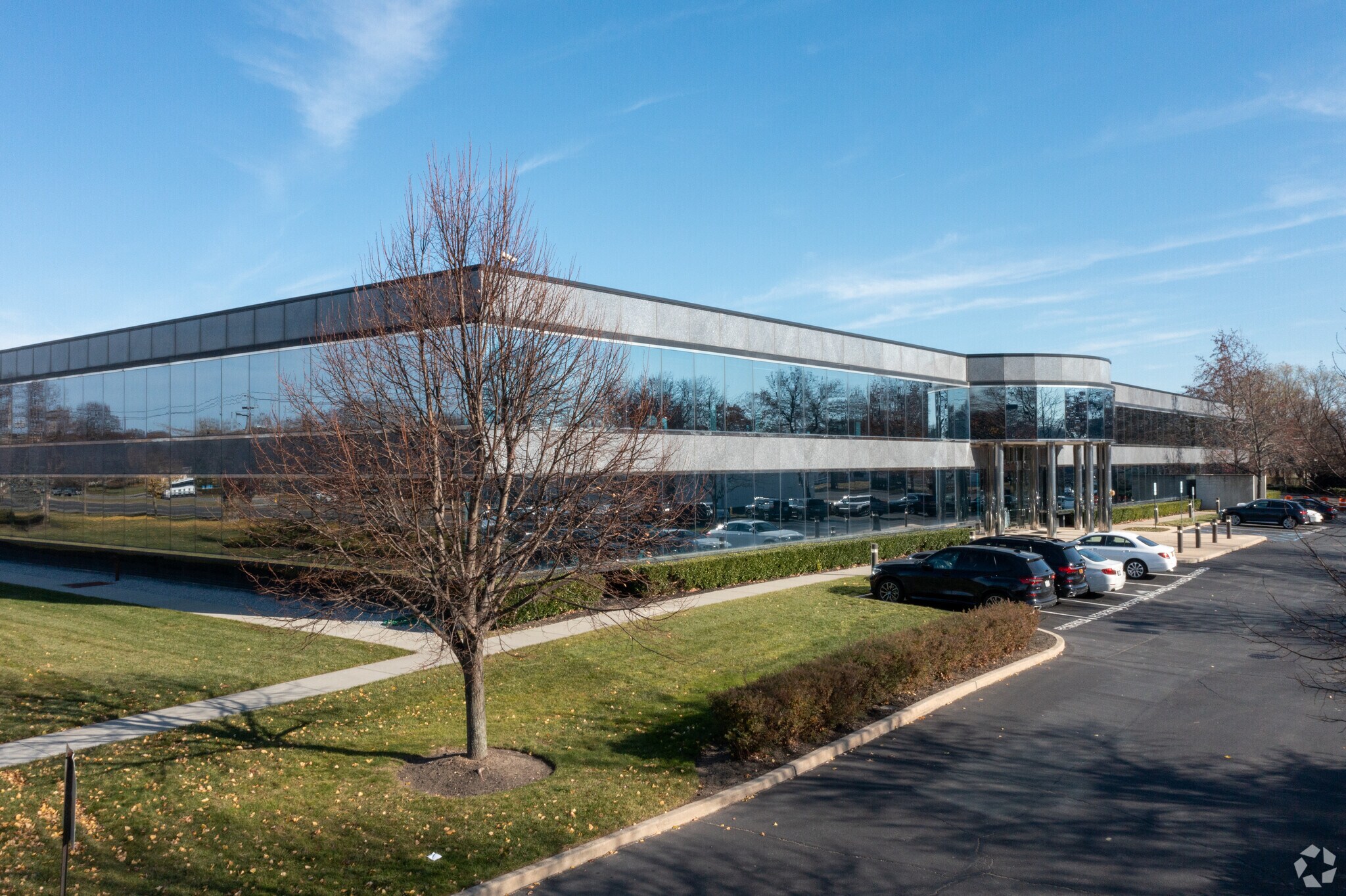 515 Broadhollow Rd, Melville, NY 11747 Melville Center