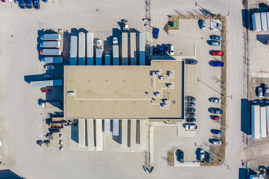 4700 & 4702 102 Av SE, Calgary, AB for lease - Aerial - Image 2 of 7