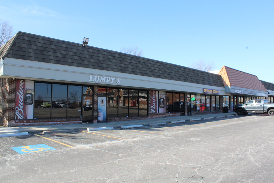 1461-1505 E 151st St, Olathe, KS for lease - Building Photo - Image 2 of 5