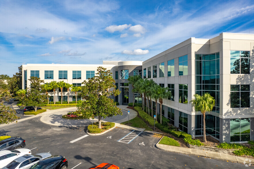 2145 Metrocenter Blvd, Orlando, FL for lease - Building Photo - Image 1 of 10