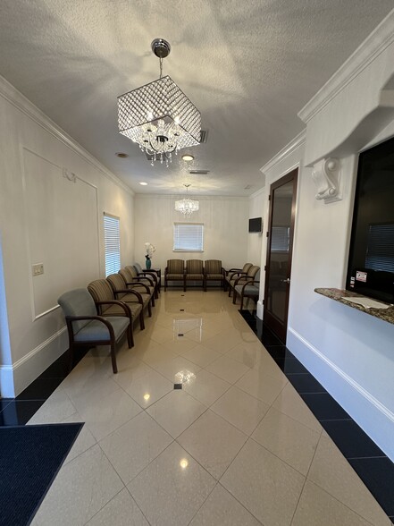 1656 S Volusia Ave, Orange City, FL for lease - Building Photo - Image 3 of 15