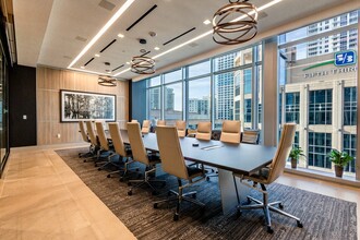 201 E Las Olas Blvd, Fort Lauderdale, FL for lease Interior Photo- Image 1 of 4