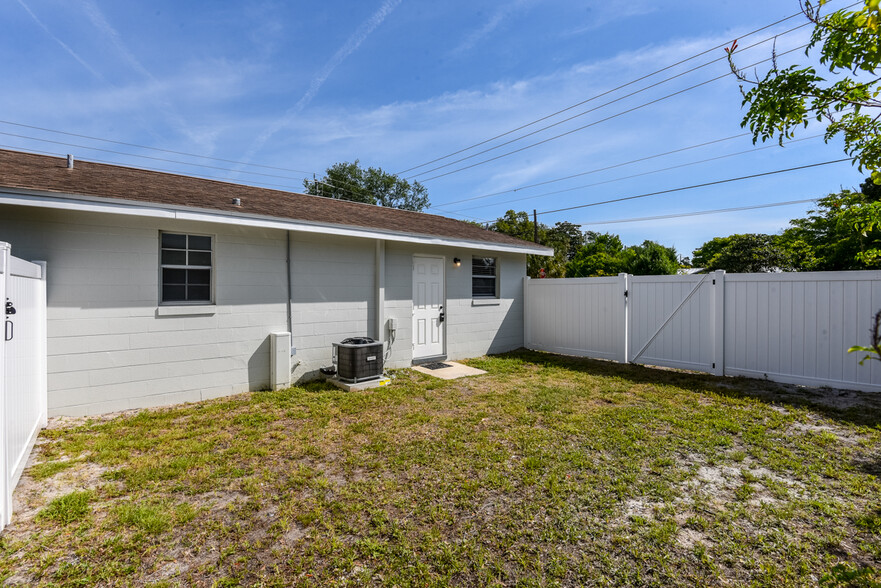 406 Oak St, Port Orange, FL for sale - Building Photo - Image 2 of 35