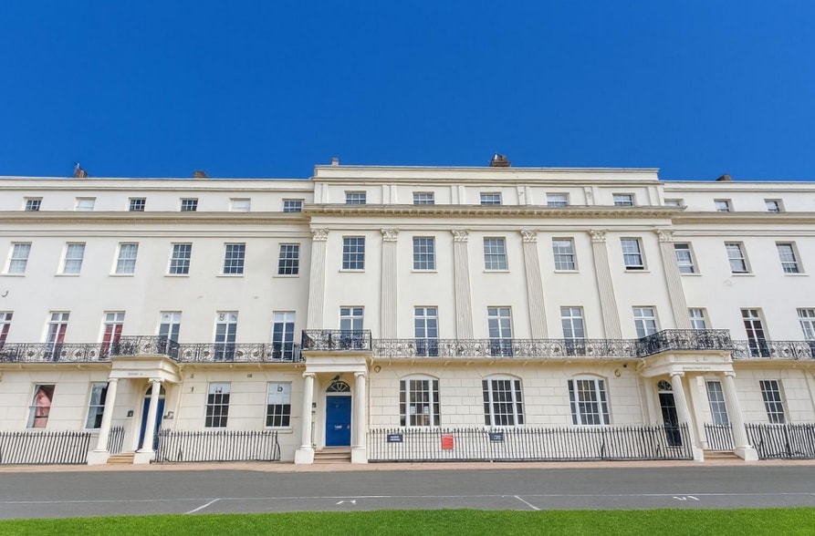 17 Waterloo Pl, Leamington Spa for lease - Building Photo - Image 2 of 4