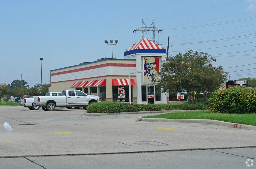 5201 Lapalco Blvd, Marrero, LA 70072