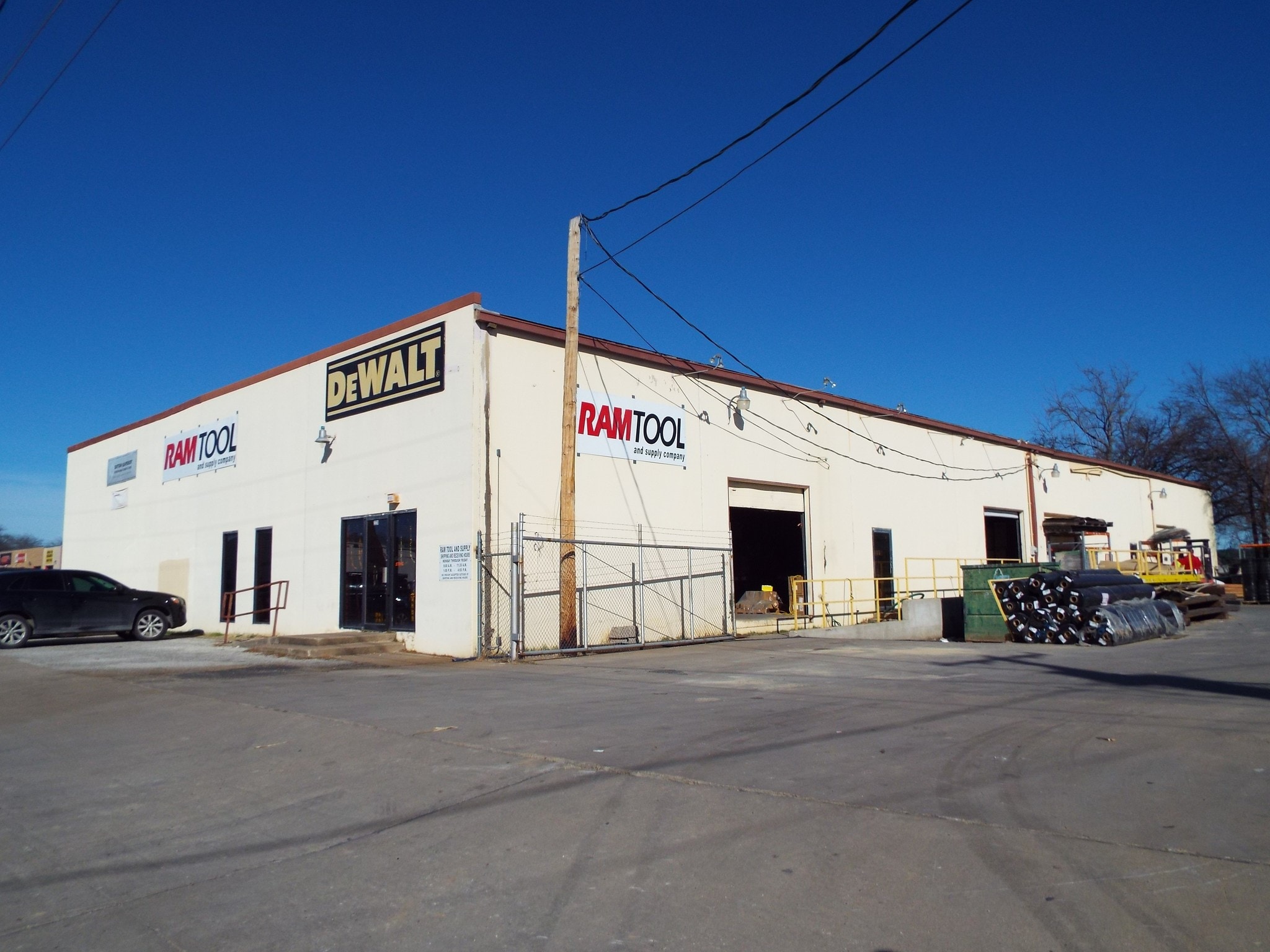 2220 Carson St, Haltom City, TX for lease Primary Photo- Image 1 of 10