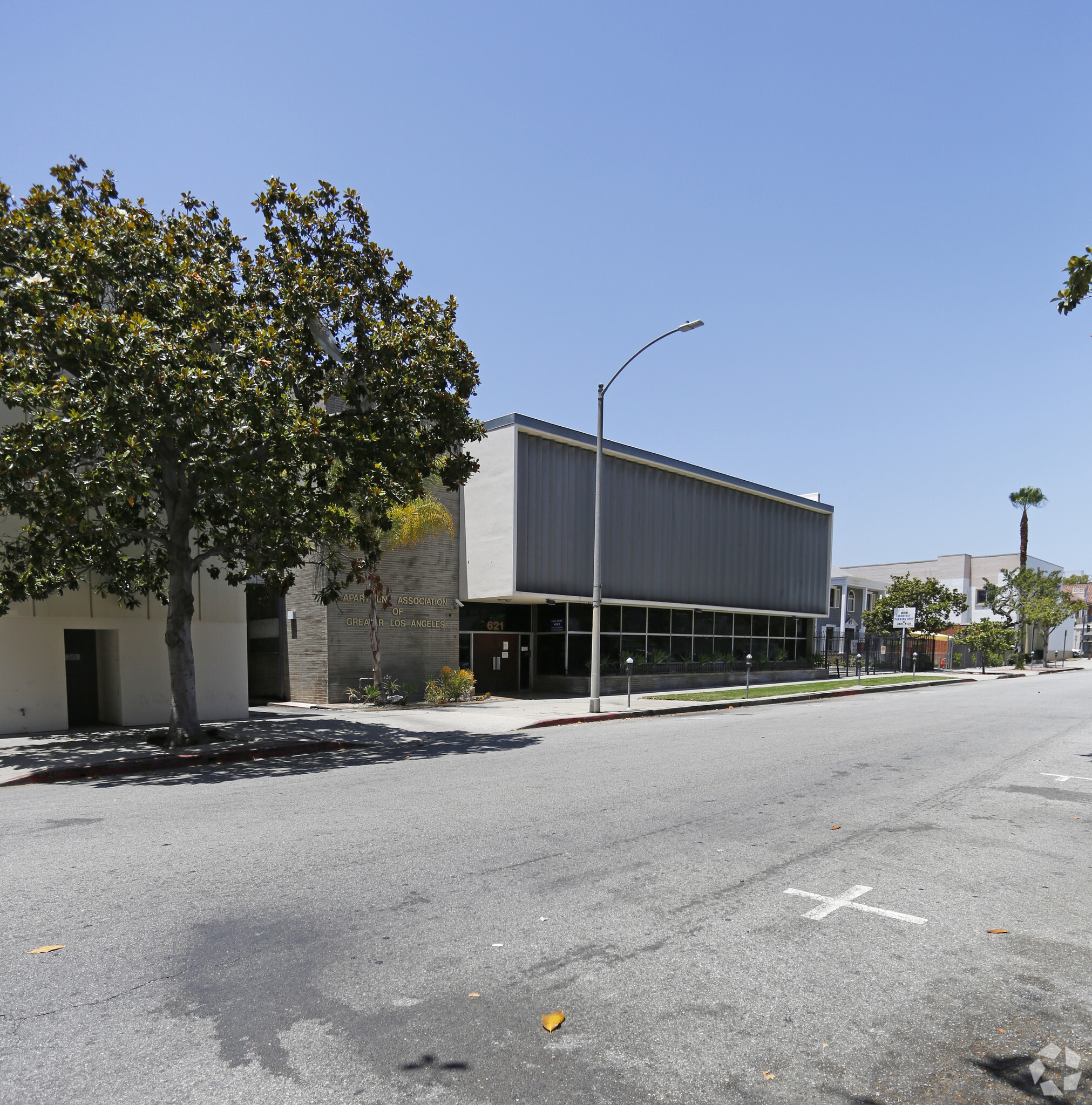 621 S Westmoreland Ave, Los Angeles, CA for sale Building Photo- Image 1 of 1