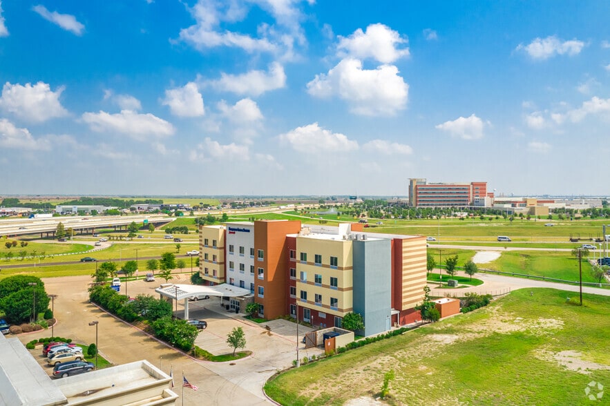 2020 Civic Center Ln, Waxahachie, TX for sale - Aerial - Image 3 of 4
