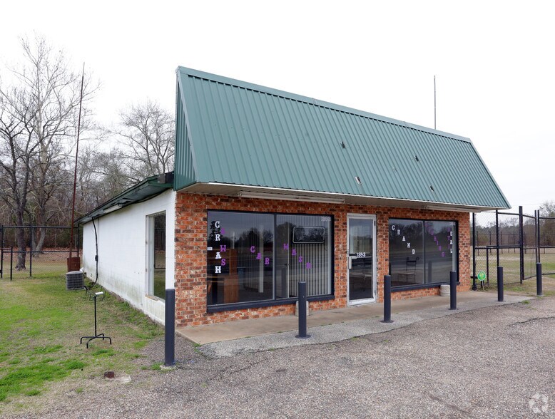 1303 S Tyler St, Gladewater, TX for sale - Primary Photo - Image 1 of 1