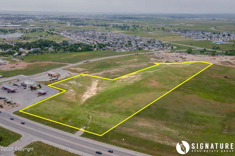 South Douglas HWY, Gillette, WY for sale Building Photo- Image 1 of 12