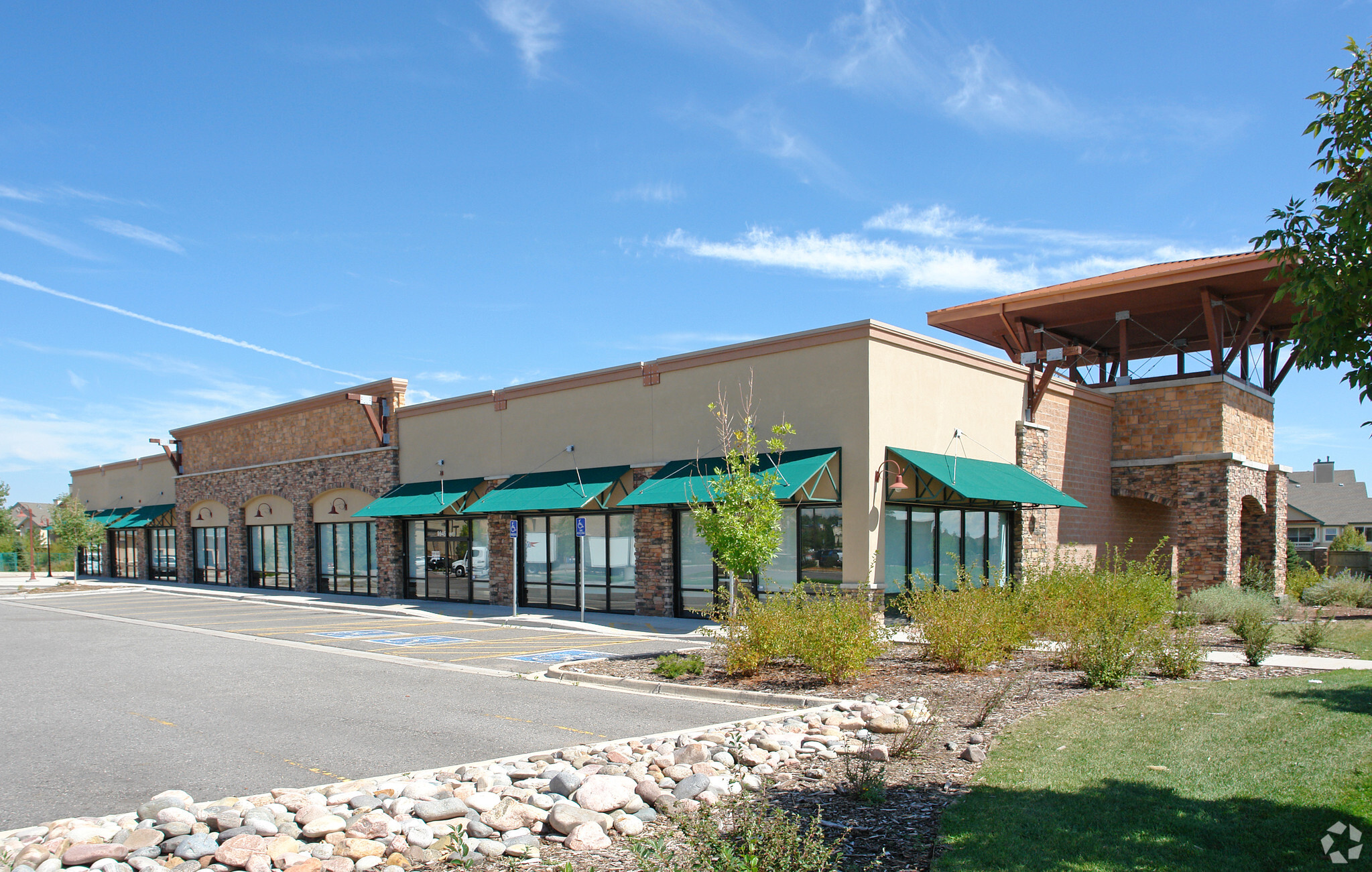 9945 W Remington Pl, Littleton, CO for lease Primary Photo- Image 1 of 2