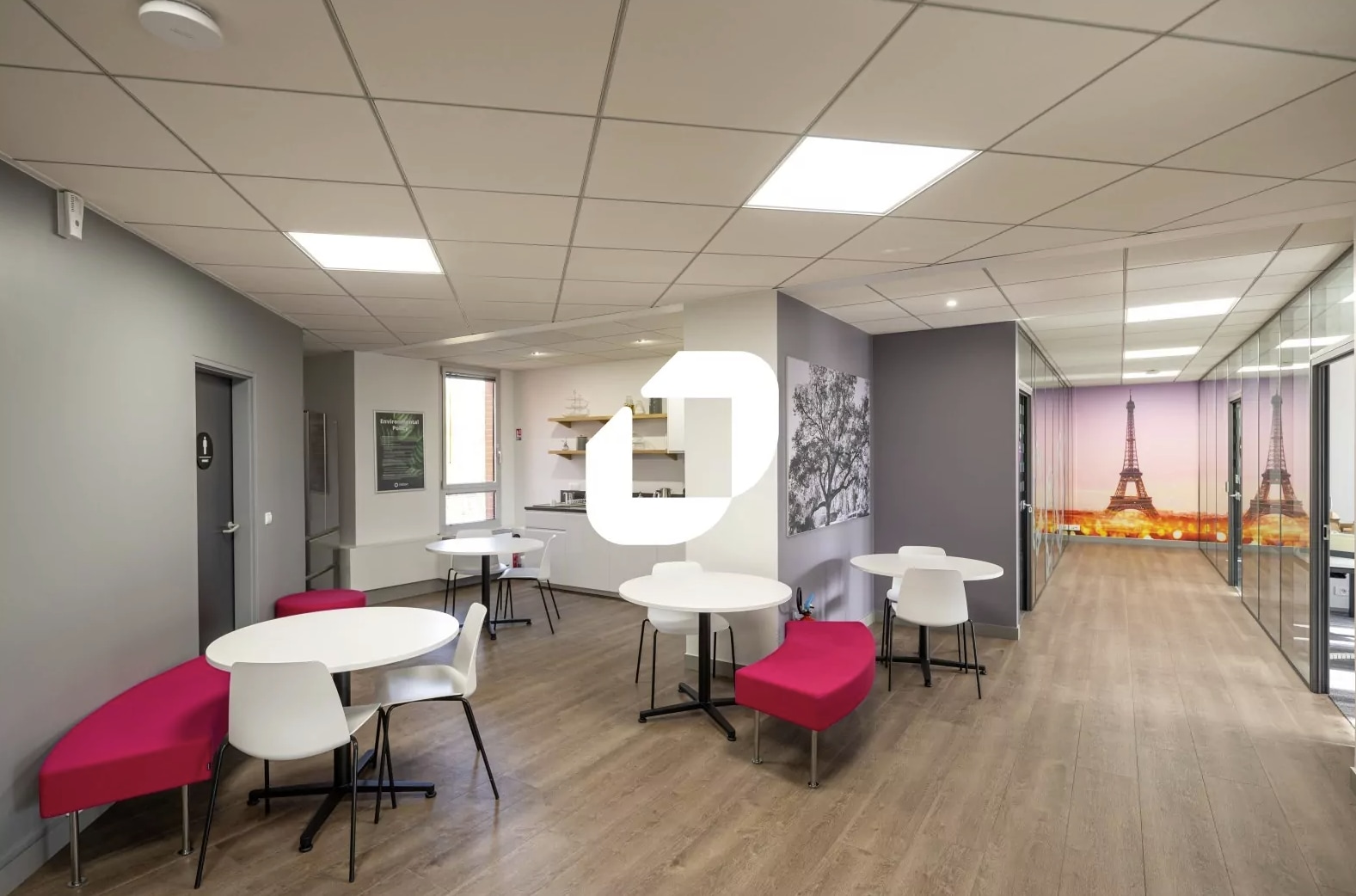 13-15 Rue Jeanne Braconnier, Meudon for lease Interior Photo- Image 1 of 8