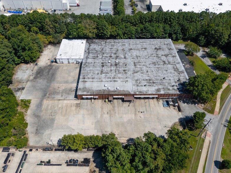 5682 E Ponce De Leon Ave, Stone Mountain, GA for lease - Building Photo - Image 2 of 7