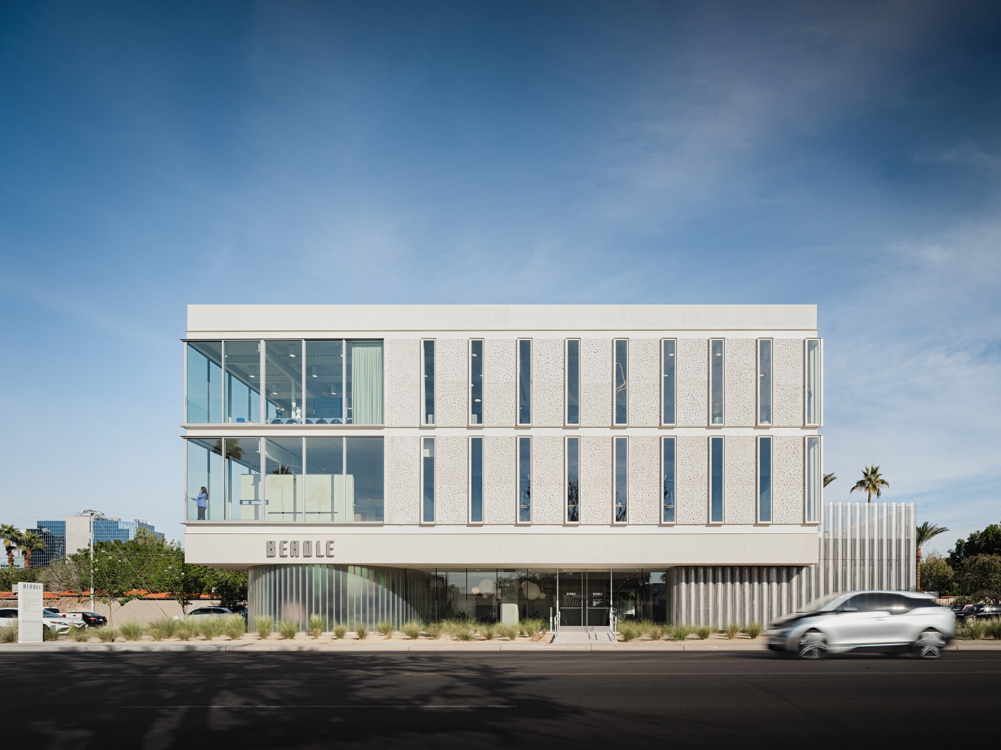 500 E Thomas Rd, Phoenix, AZ for sale Building Photo- Image 1 of 1