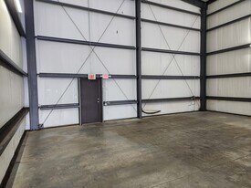 8350 S Us-1 Hwy, Port Saint Lucie FL - Warehouse