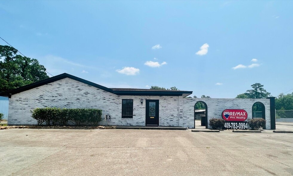 1260 N Main St, Vidor, TX for sale - Building Photo - Image 1 of 26