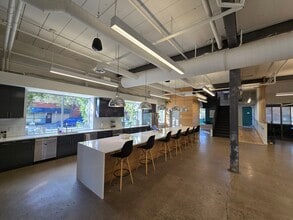 2429 Nicollet Ave, Minneapolis, MN for lease Interior Photo- Image 2 of 8