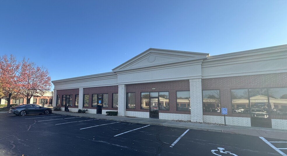 2135 E Primrose, Springfield, MO for lease - Building Photo - Image 1 of 10