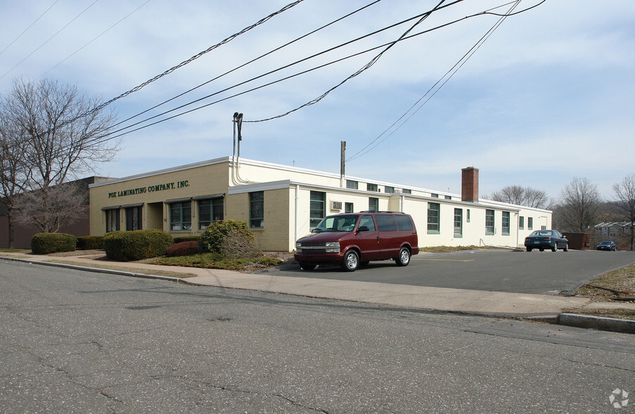 84 Custer St, West Hartford, CT for lease - Primary Photo - Image 1 of 8