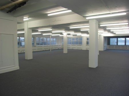 7 Western Rd, Romford for lease - Interior Photo - Image 2 of 7