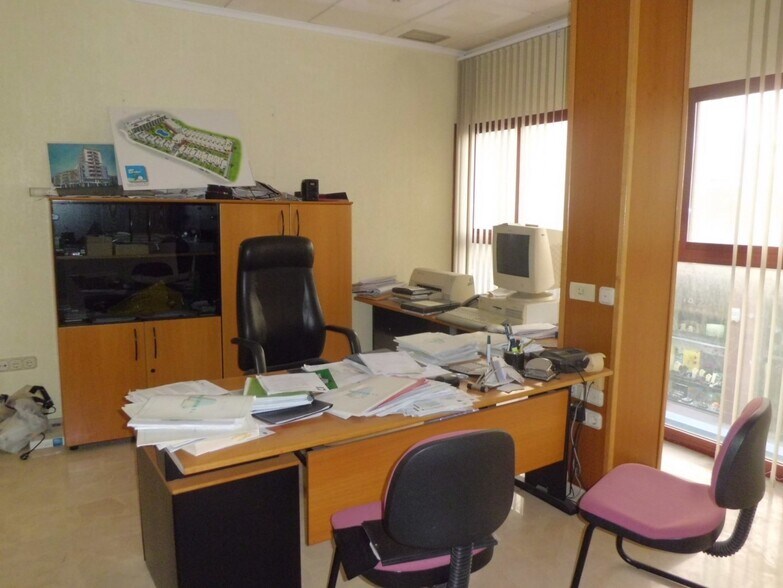 Office in El Ejido for lease - Building Photo - Image 3 of 6