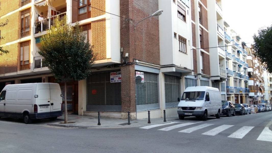 Retail in Ontinyent for sale Building Photo- Image 1 of 3