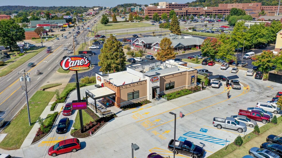 7501 Rogers Ave, Fort Smith, AR for sale - Building Photo - Image 1 of 1